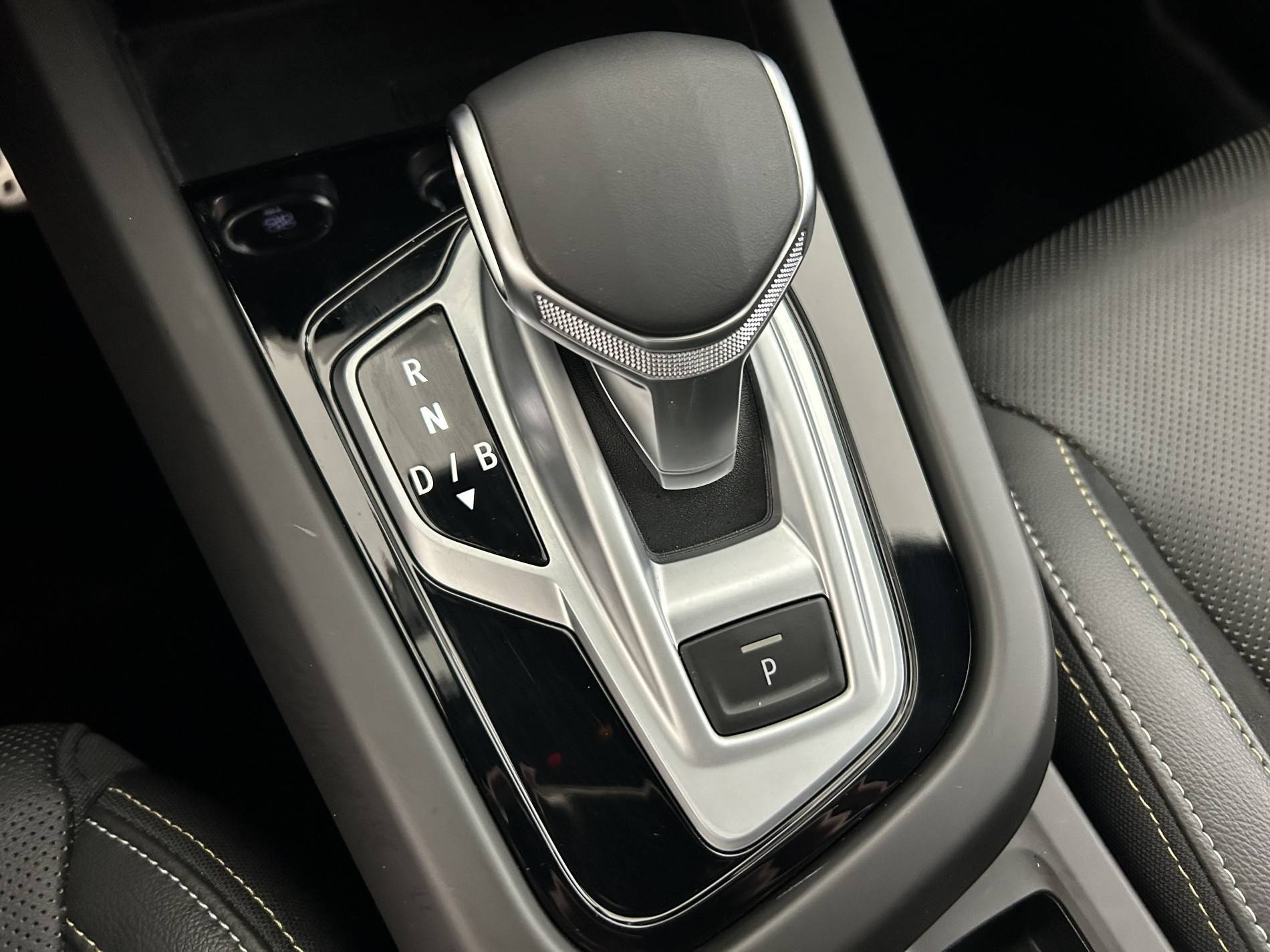 Vente en ligne Renault Arkana  E-Tech hybride 145 - 22 au prix de 22 990 €