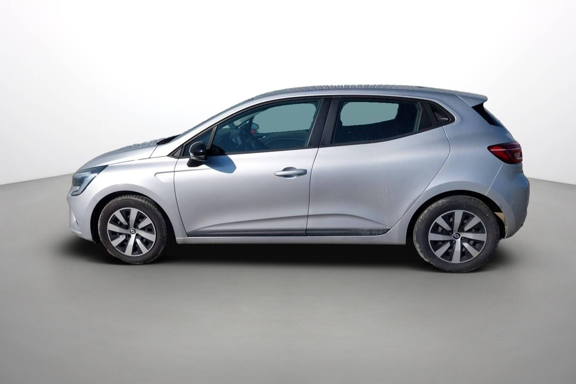 Vente en ligne Renault Clio 5 Clio TCe 90 au prix de 13 290 €