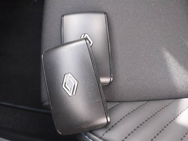 Vente en ligne Renault Clio 5 Clio E-Tech full hybrid 145 GSR2 au prix de 25 490 €