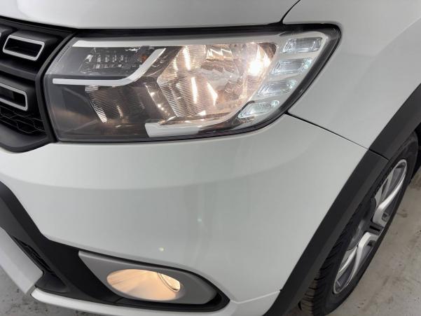 Vente en ligne Dacia Logan 2  TCe 90 au prix de 13 990 €