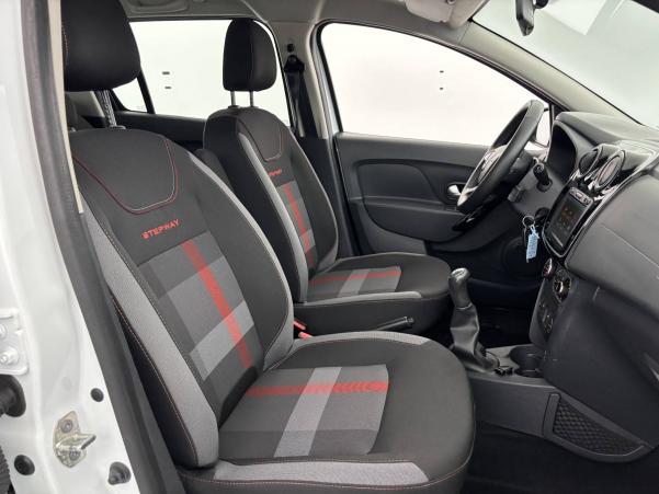 Vente en ligne Dacia Logan 2  TCe 90 au prix de 13 990 €