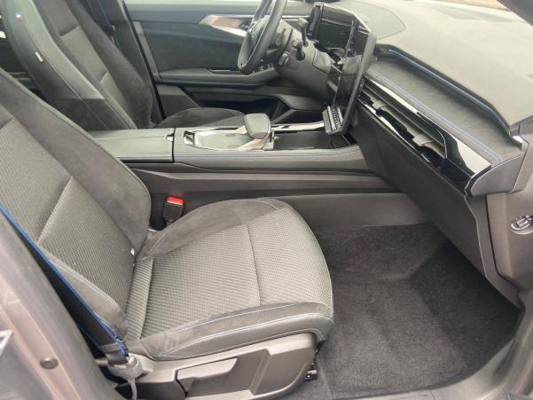 Vente en ligne Renault Austral  E-Tech hybrid 200 au prix de 36 990 €