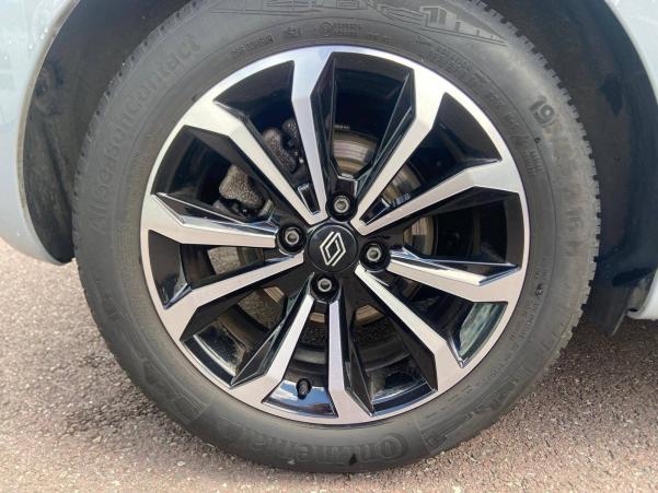 Vente en ligne Renault Clio 5 Clio TCe 90 au prix de 17 990 €