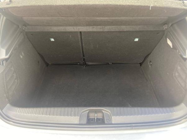 Vente en ligne Renault Clio 5 Clio TCe 90 au prix de 17 990 €