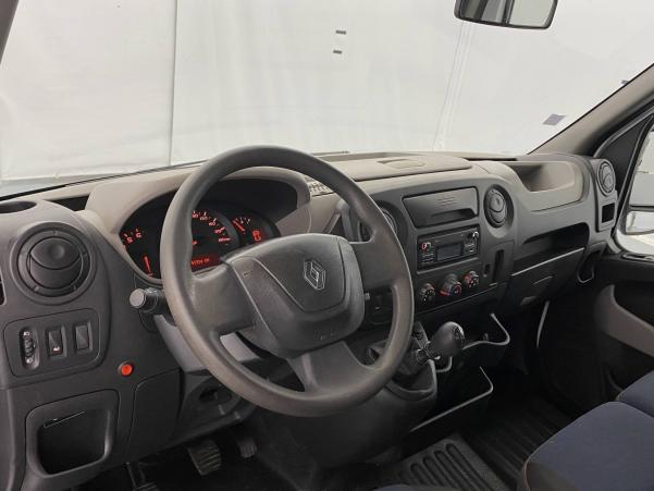 Vente en ligne Renault Master 3 Fourgon MASTER CC PROPULSION L2 3.5t dCi 130 E6 au prix de 28 990 €