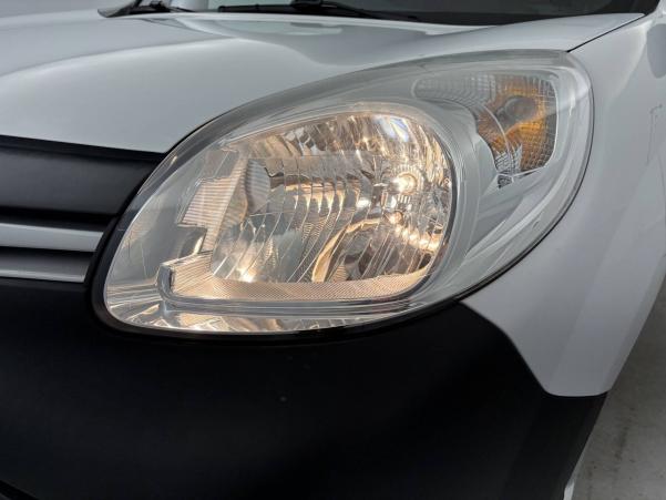 Vente en ligne Renault Kangoo Express  1.5 DCI 90 E6 au prix de 14 990 €