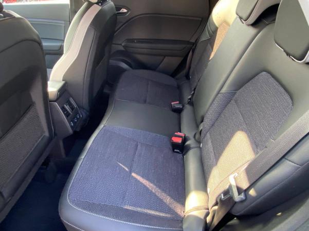 Vente en ligne Renault Captur  mild hybrid 160 EDC au prix de 24 990 €