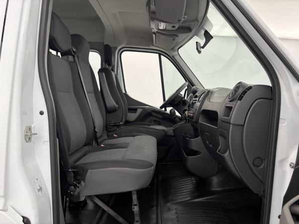 Vente en ligne Renault Master 3 Combi Master Combi L2H2 dCi 110 S&S au prix de 25 990 €