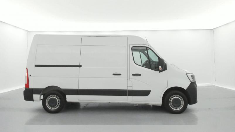 Vente en ligne Renault Master 3 Fourgon MASTER FGN TRAC F3500 L2H2 DCI 135 au prix de 24 990 €