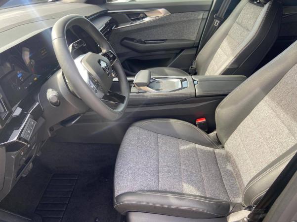 Vente en ligne Renault Espace Espace E-Tech hybrid 200 au prix de 39 990 €