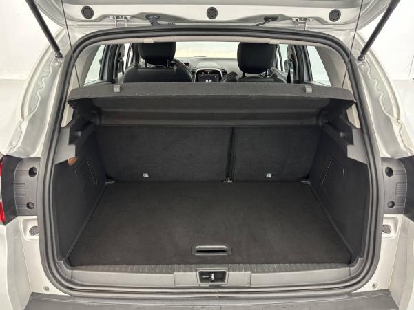Vente en ligne Renault Captur Captur dCi 90 E6C au prix de 14 590 €
