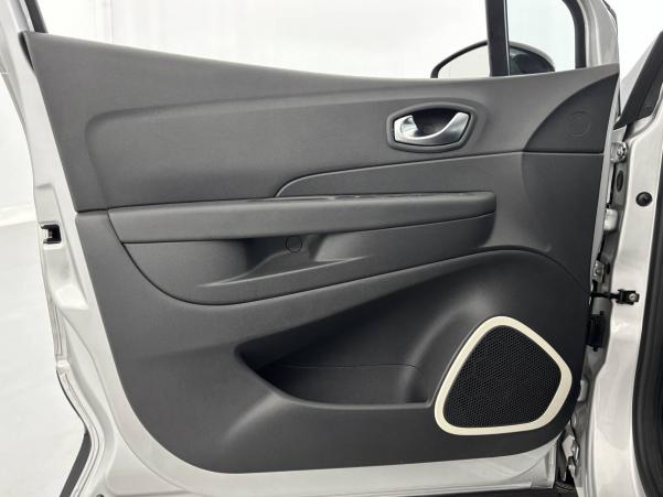 Vente en ligne Renault Captur Captur dCi 90 E6C au prix de 14 590 €
