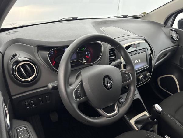 Vente en ligne Renault Captur Captur dCi 90 E6C au prix de 14 590 €