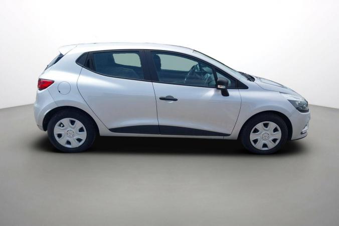 Vente en ligne Renault Clio 4 CLIO SOCIETE DCI 75 ENERGY au prix de 10 790 €
