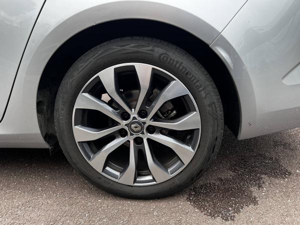 Vente en ligne Renault Megane 4 Estate  Blue dCi 115 EDC au prix de 23 990 €