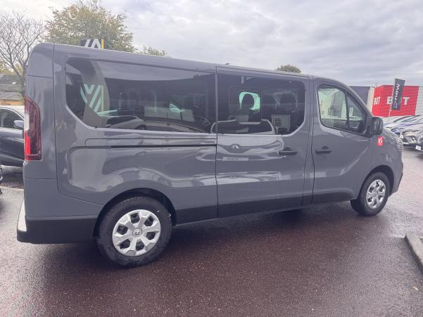 Vente en ligne Renault Trafic 3 Combi  L2 dCi 145 Energy S&S au prix de 39 990 €