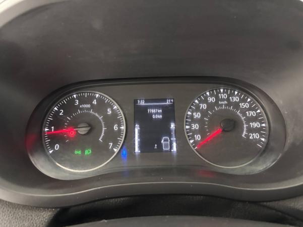 Vente en ligne Renault Master 3 Châssis Cabine MASTER BENNE PROPULSION ROUES JUMELEES L3 + COFFRE DCI 130 au prix de 27 990 €