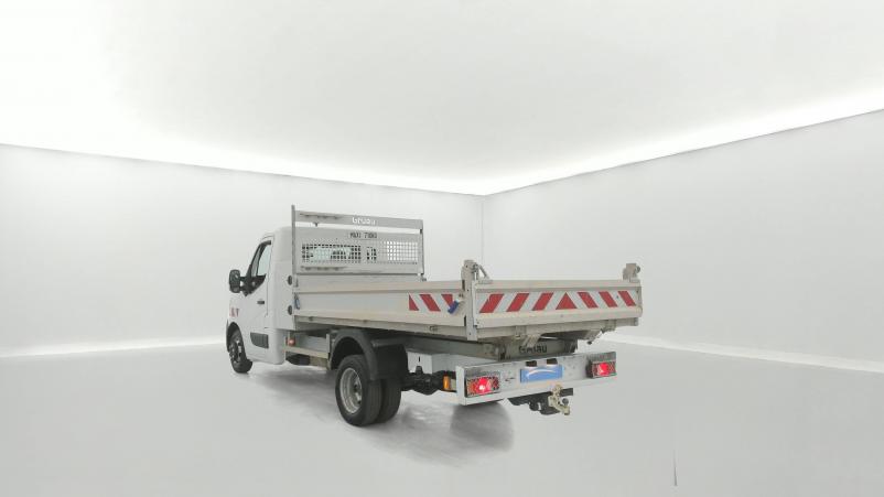 Vente en ligne Renault Master 3 Châssis Cabine MASTER BENNE PROPULSION ROUES JUMELEES L3 + COFFRE DCI 130 au prix de 27 990 €