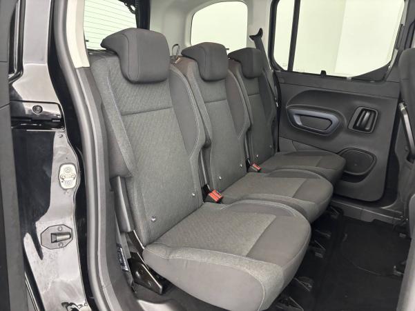 Vente en ligne Peugeot Rifter  Standard BlueHDi 100 S&S BVM5 au prix de 20 590 €