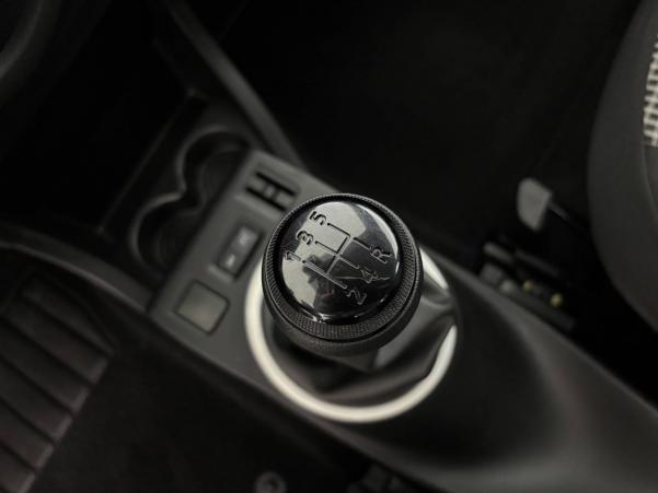 Vente en ligne Renault Twingo 3  SCe 65 - 20 au prix de 10 990 €