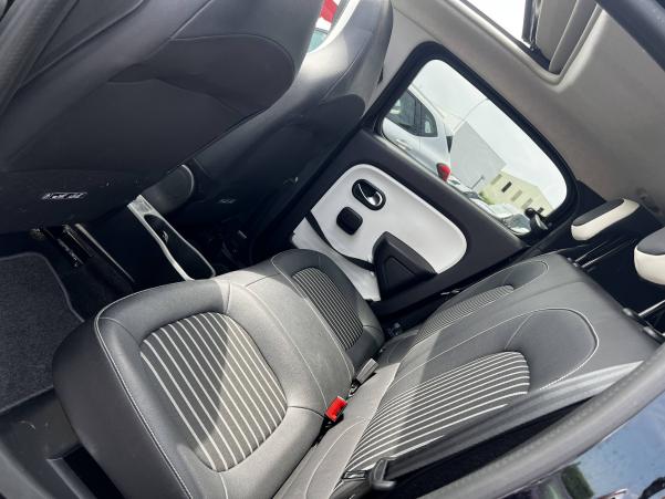 Vente en ligne Renault Twingo 3  TCe 95 au prix de 11 990 €