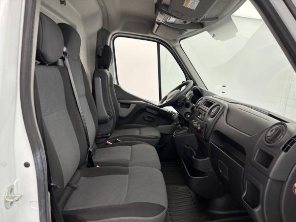 Vente en ligne Renault Master 3 Fourgon MASTER FGN L2H2 3.3t 2.3 dCi 145 ENERGY E6 au prix de 22 990 €