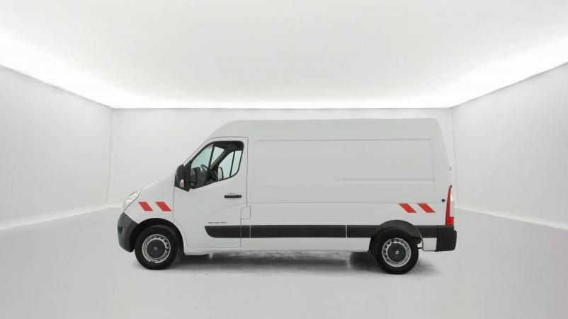 Vente en ligne Renault Master 3 Fourgon MASTER FGN L2H2 3.3t 2.3 dCi 145 ENERGY E6 au prix de 22 990 €