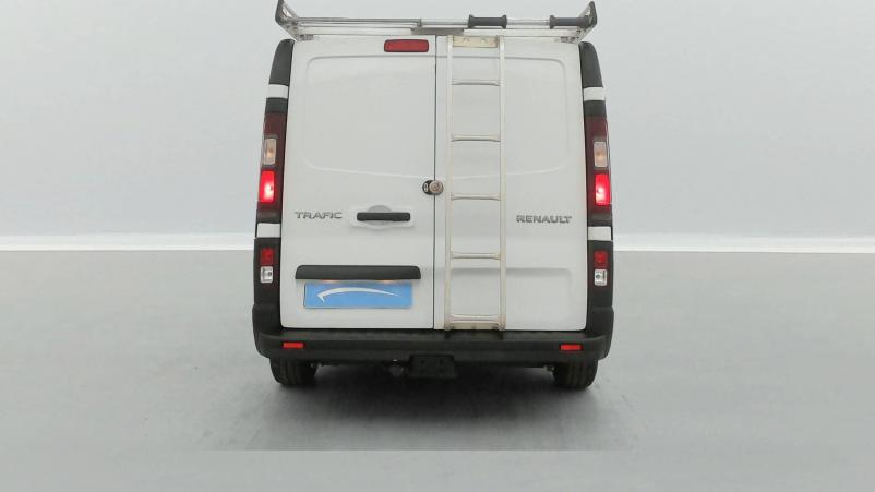 Vente en ligne Renault Trafic 3 Fourgon TRAFIC FGN L1H1 1000 KG DCI 120 E6 au prix de 19 990 €
