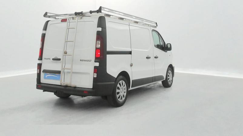 Vente en ligne Renault Trafic 3 Fourgon TRAFIC FGN L1H1 1000 KG DCI 120 E6 au prix de 19 990 €