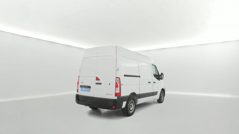 Vente en ligne Renault Master 3 Fourgon MASTER FGN TRAC F3300 L1H2 DCI 135 au prix de 21 990 €