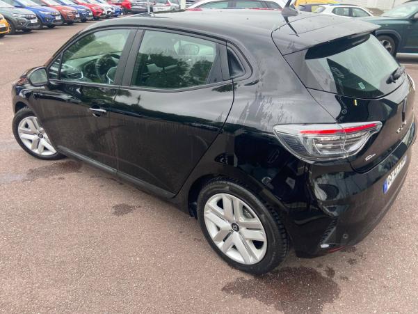 Vente en ligne Renault Clio 5 Clio E-Tech full hybrid 145 au prix de 18 990 €