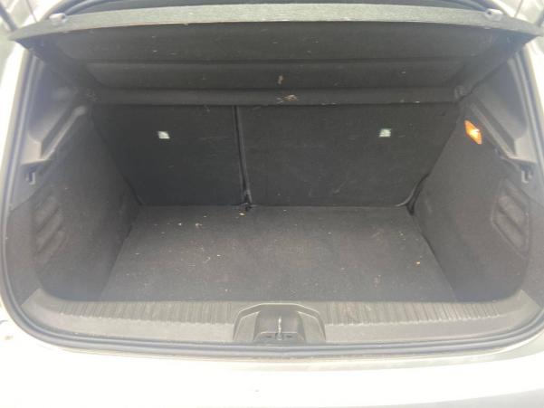 Vente en ligne Renault Clio 5 Clio E-Tech 140 - 21N au prix de 15 990 €
