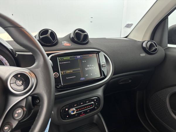 Vente en ligne Smart ForTwo Coupe Fortwo Coupé 82 ch au prix de 12 990 €