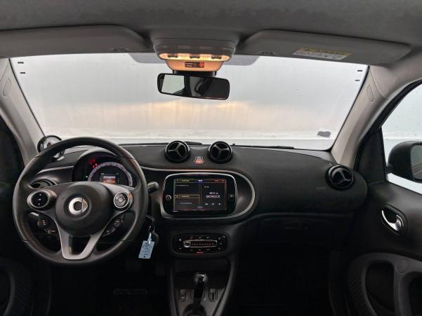 Vente en ligne Smart ForTwo Coupe Fortwo Coupé 82 ch au prix de 12 990 €