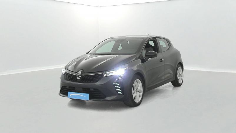 Vente en ligne Renault Clio 5 Clio E-Tech full hybrid 145 au prix de 18 990 €