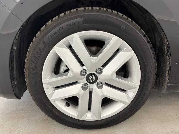 Vente en ligne Renault Clio 5 Clio E-Tech full hybrid 145 au prix de 18 990 €