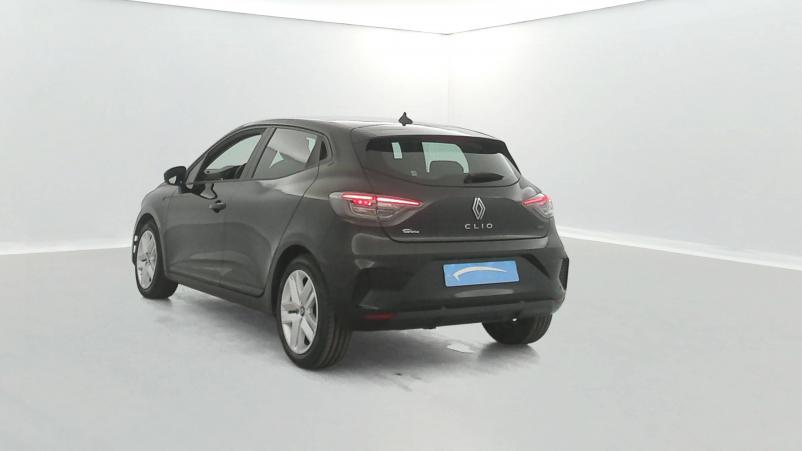Vente en ligne Renault Clio 5 Clio E-Tech full hybrid 145 au prix de 18 990 €