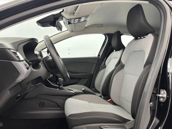 Vente en ligne Renault Clio 5 Clio E-Tech full hybrid 145 au prix de 18 990 €