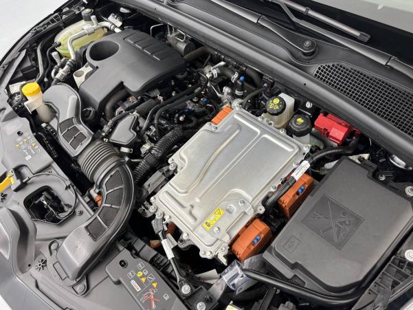 Vente en ligne Renault Clio 5 Clio E-Tech full hybrid 145 au prix de 18 990 €