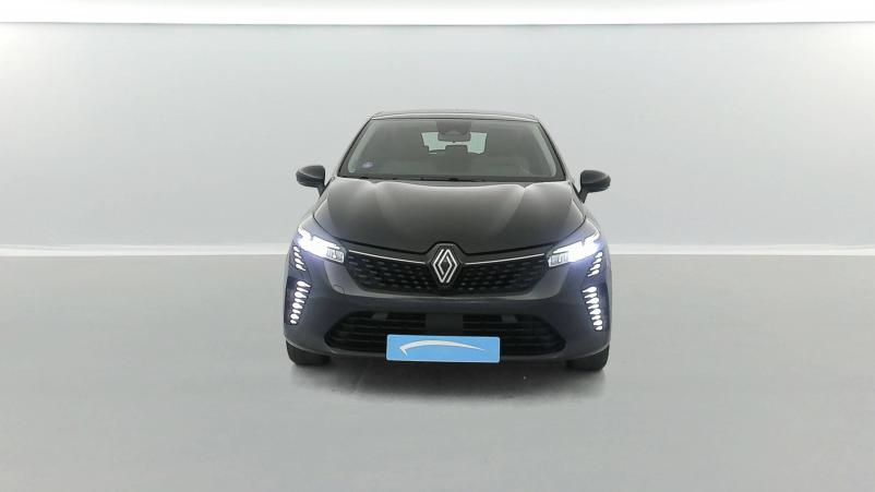 Vente en ligne Renault Clio 5 Clio E-Tech full hybrid 145 au prix de 18 990 €
