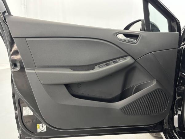 Vente en ligne Renault Clio 5 Clio E-Tech full hybrid 145 au prix de 18 990 €
