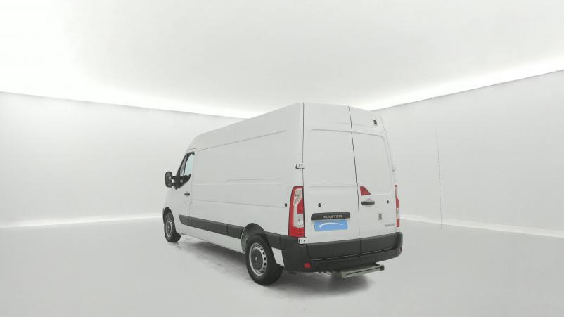 Vente en ligne Renault Master 3 Fourgon MASTER FGN L2H2 3.5t 2.3 dCi 130 E6 au prix de 21 990 €