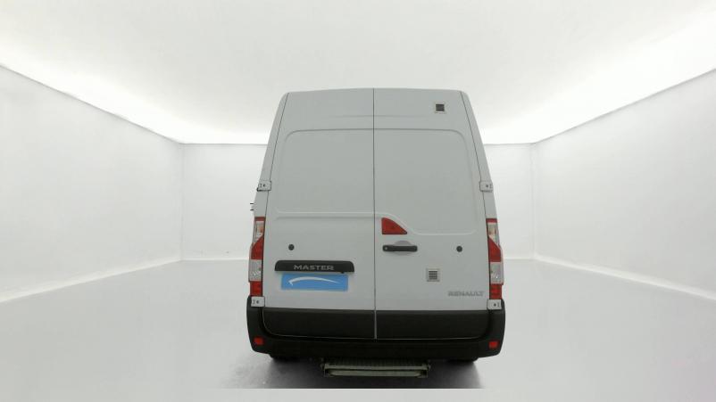 Vente en ligne Renault Master 3 Fourgon MASTER FGN L2H2 3.5t 2.3 dCi 130 E6 au prix de 21 990 €