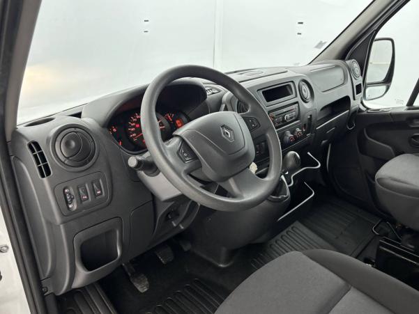 Vente en ligne Renault Master 3 Fourgon MASTER FGN L2H2 3.5t 2.3 dCi 130 E6 au prix de 21 990 €