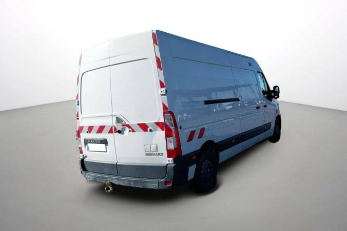 Vente en ligne Renault Master 3 Fourgon MASTER FGN TRAC F3500 L3H2 DCI 135 au prix de 23 990 €