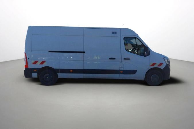 Vente en ligne Renault Master 3 Fourgon MASTER FGN TRAC F3500 L3H2 DCI 135 au prix de 23 990 €