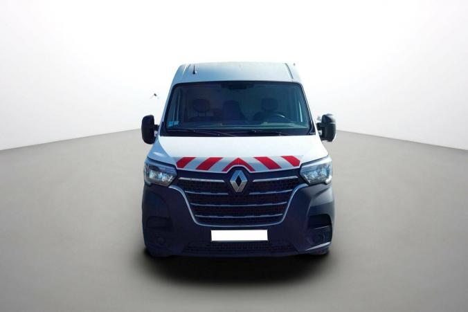 Vente en ligne Renault Master 3 Fourgon MASTER FGN TRAC F3500 L3H2 DCI 135 au prix de 23 990 €