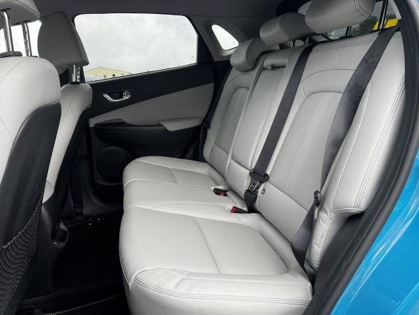 Vente en ligne Hyundai Kona Electric Kona Electrique 64 kWh - 204 ch au prix de 16 990 €