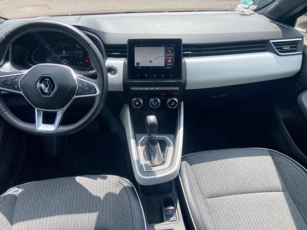Vente en ligne Renault Clio 5 Clio E-Tech 140 - 21N au prix de 17 690 €