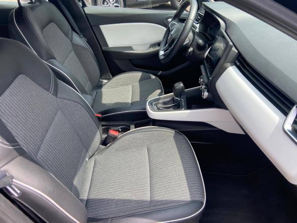 Vente en ligne Renault Clio 5 Clio E-Tech 140 - 21N au prix de 17 690 €